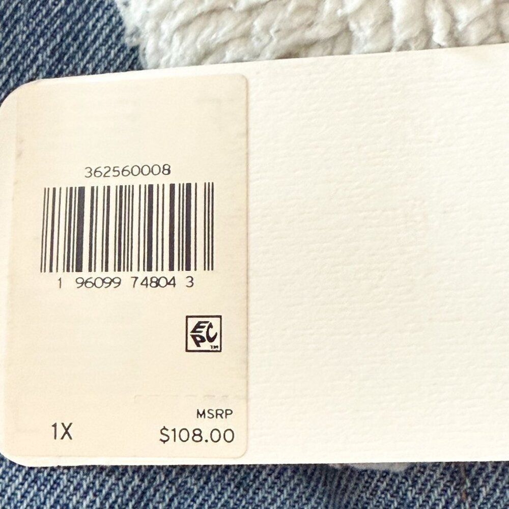 Levi's NWT Sz 1X Light Wash Sherpa Trucker Plus Denim Jean Jacket- Runs Small - Picture 3 of 16